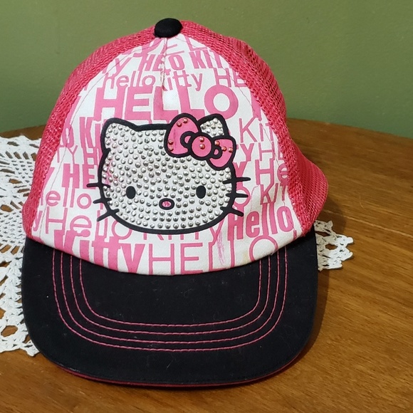 hello kitty trucker hat